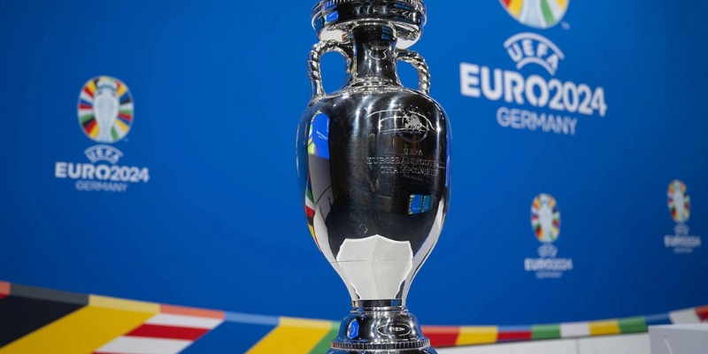Giải Euro